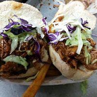 pulled pork sliders